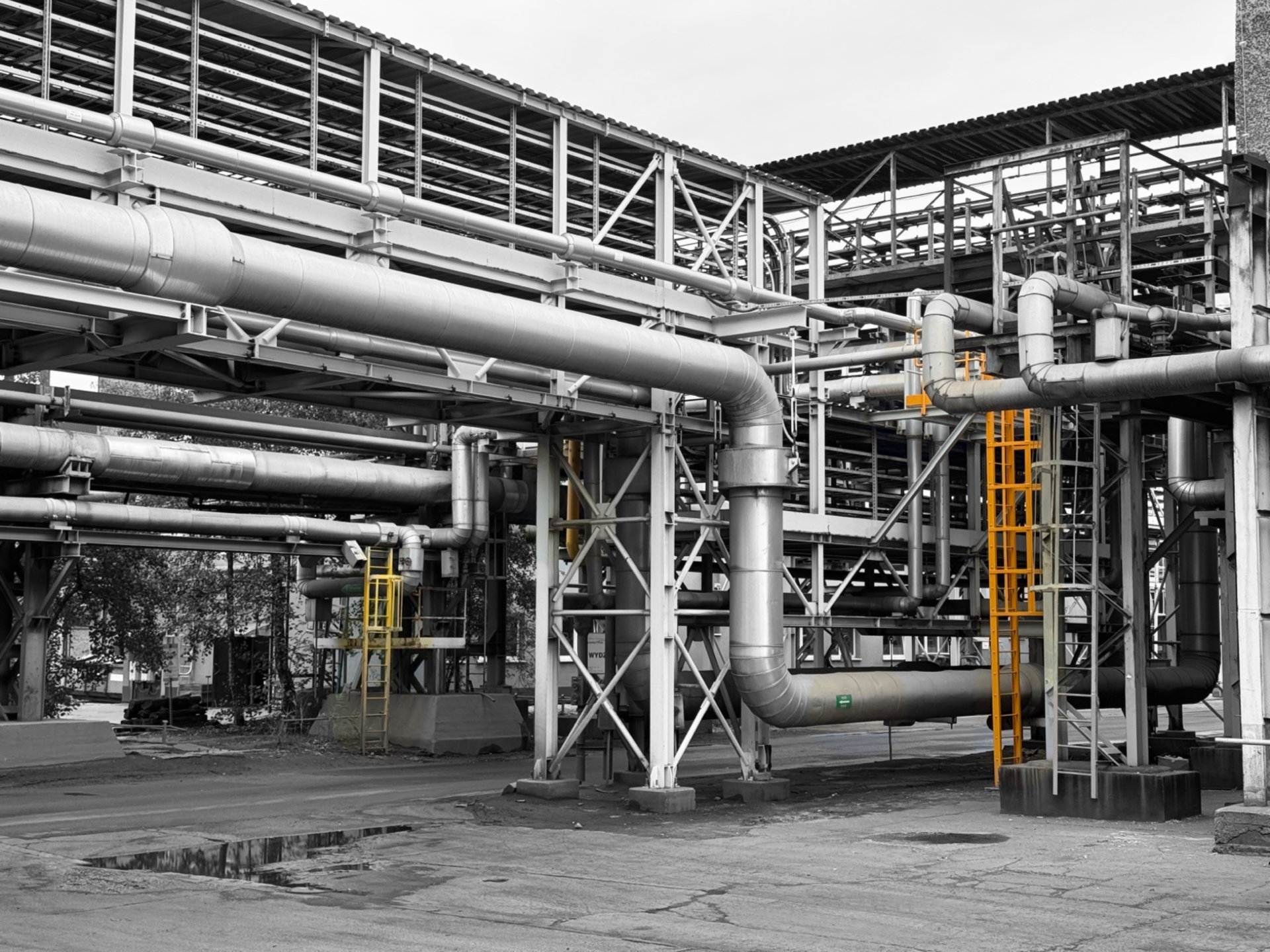 Naprawa i wzmacnianie obiektów służb państwowych